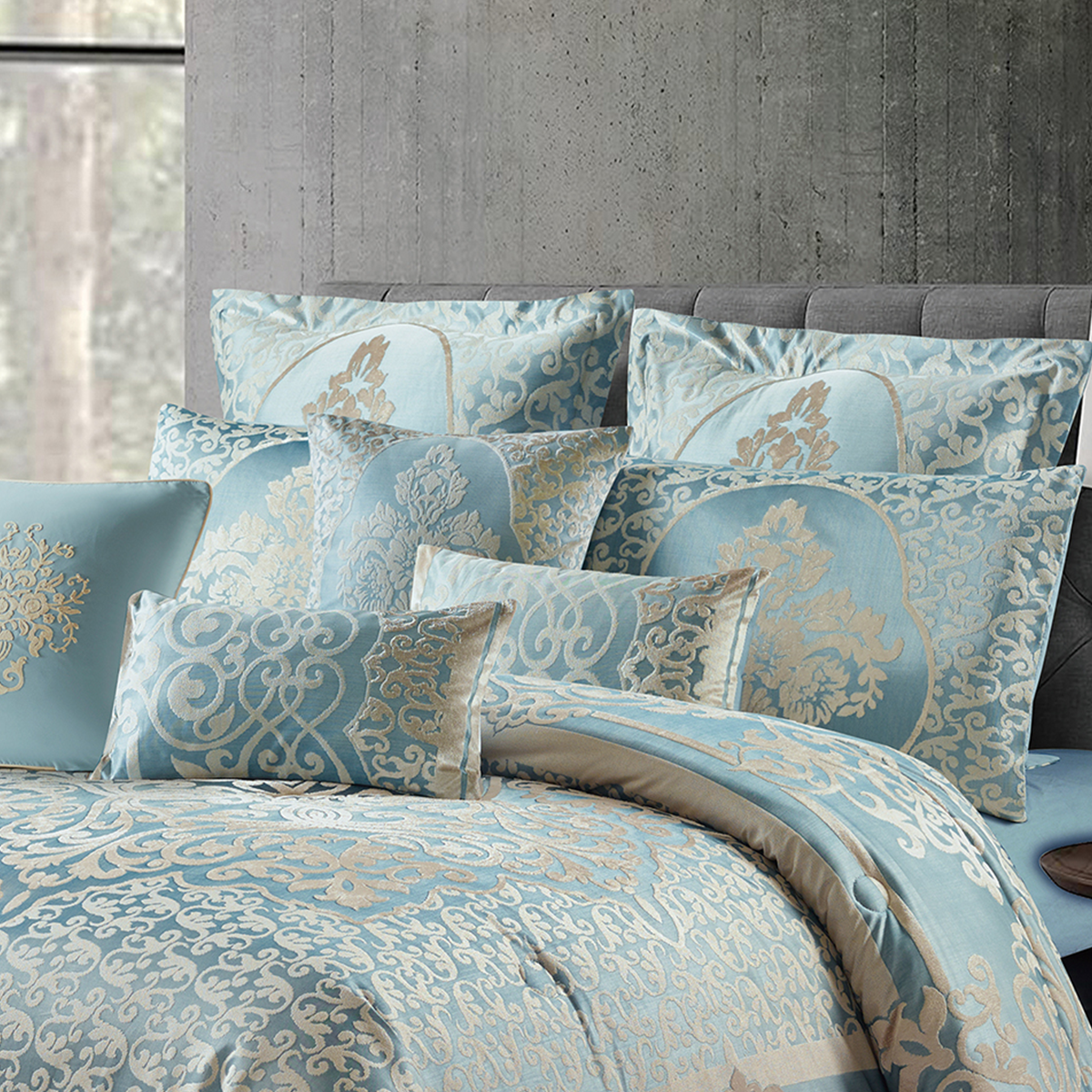 10 Pcs Luxury Bedding Gift Set – Teal Blue Damask