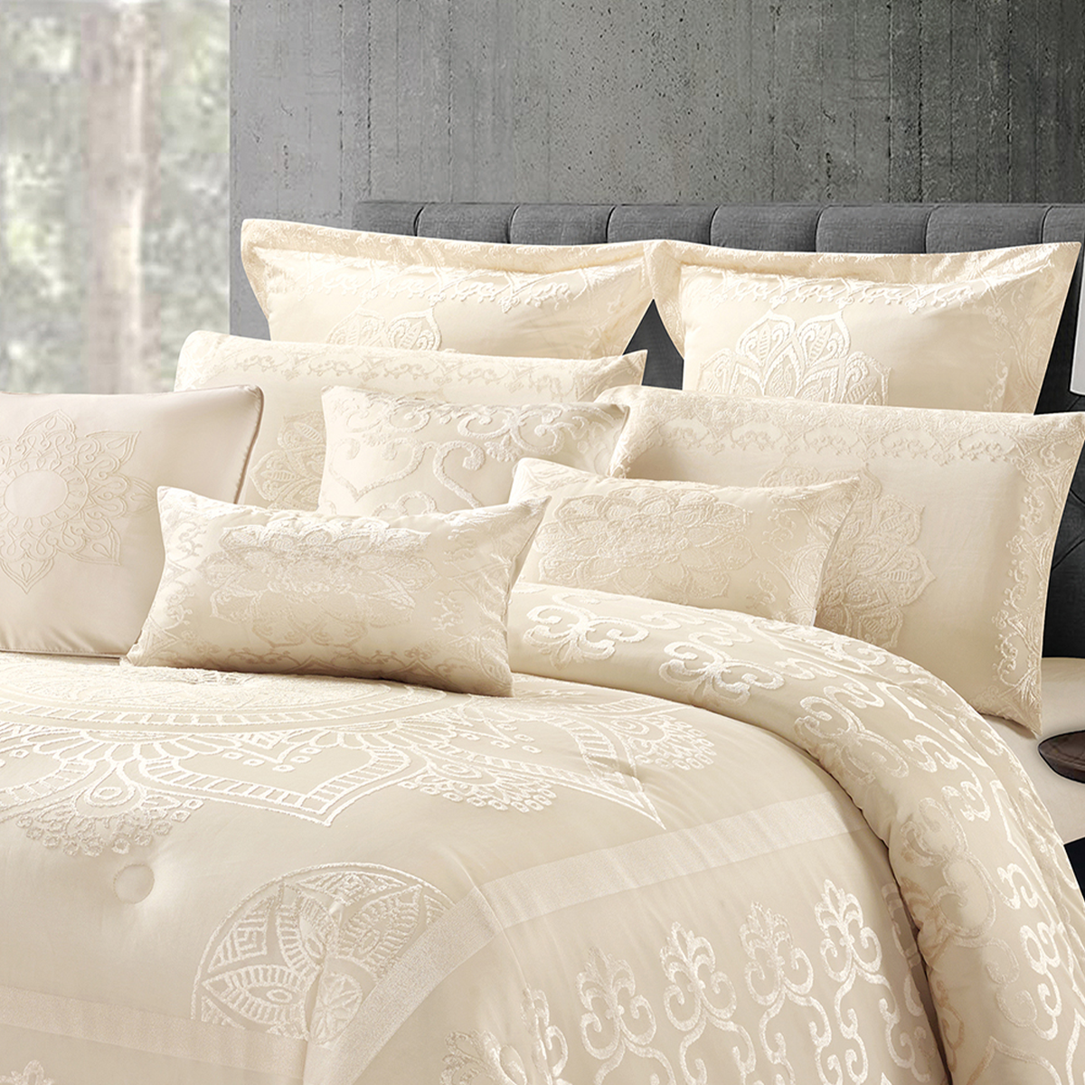 10 Pcs Luxury Bedding Gift Set – Light Beige Damask