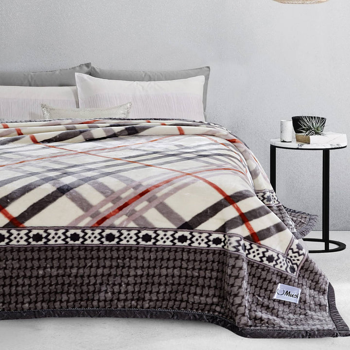 Super Soft 4kg 220 x 240 Mink Blanket – Classic Cozy Plaid