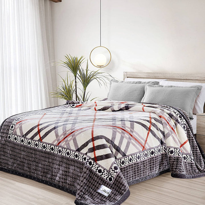 Super Soft 4kg 220 x 240 Mink Blanket – Classic Cozy Plaid