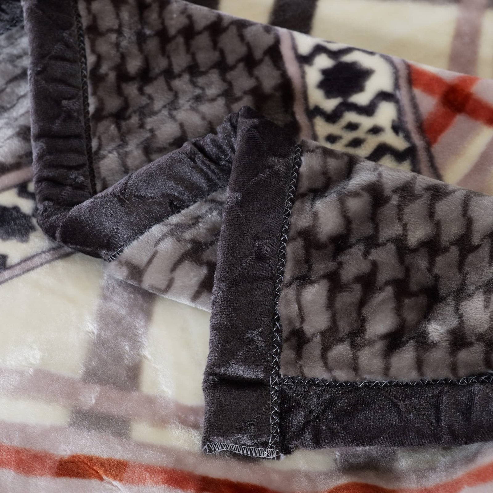 Super Soft 4kg 220 x 240 Mink Blanket – Classic Cozy Plaid