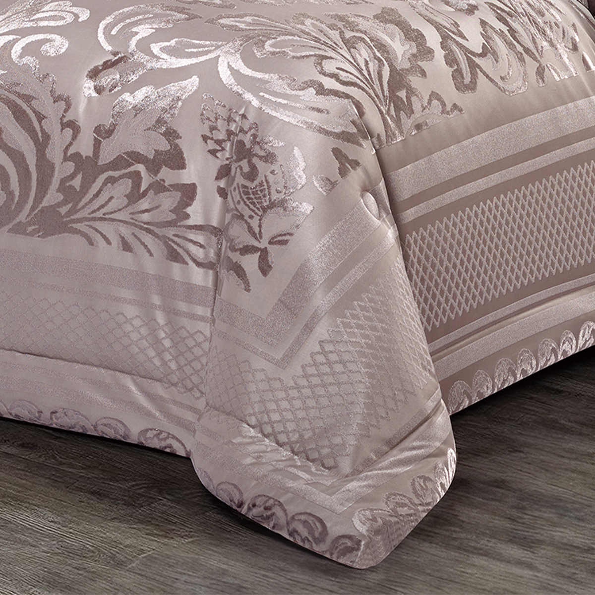 10 Pcs Luxury Bedding Gift Set – Dusty Pink Damask