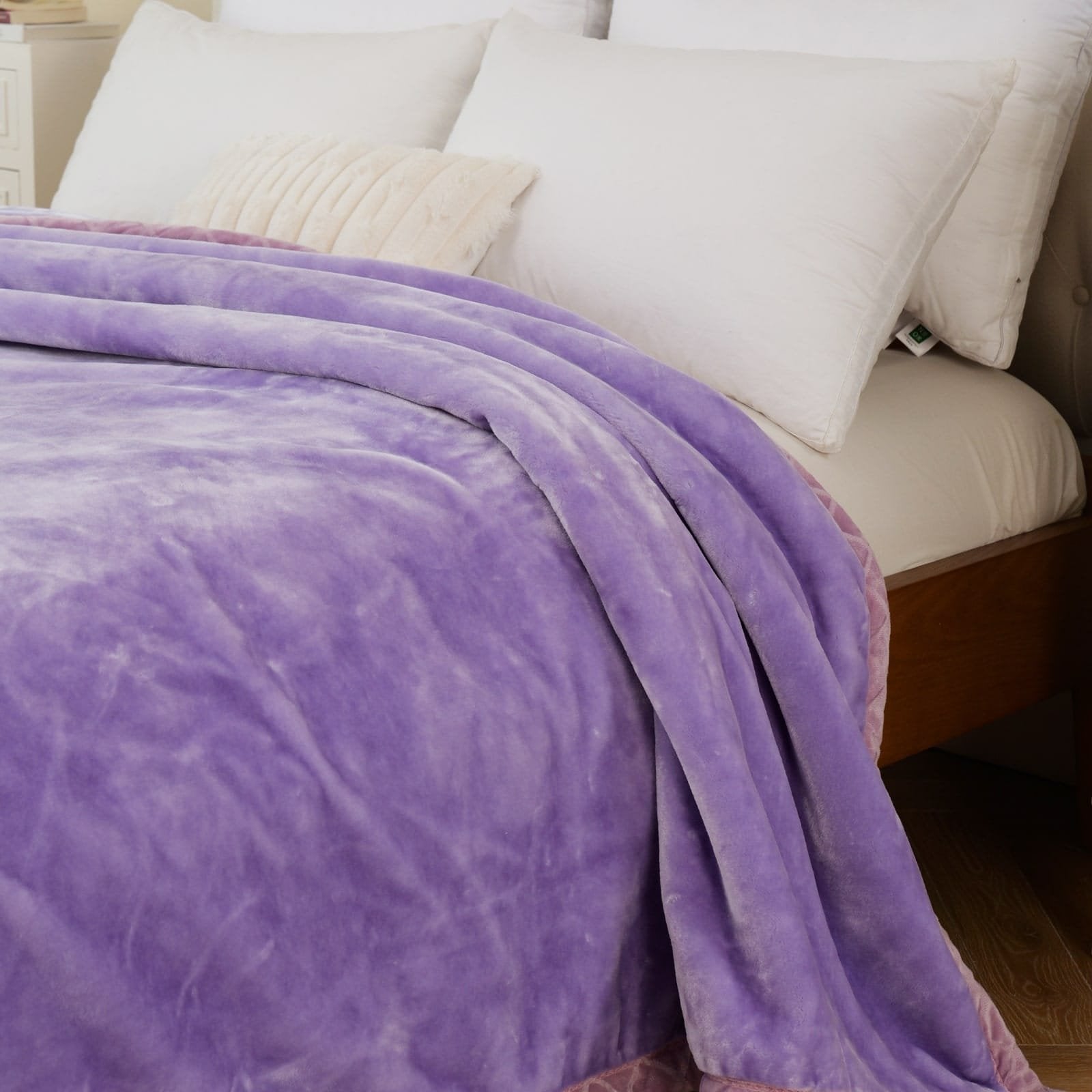 Super Soft 4kg 220 x 240 Mink Blanket – Purple Haze Velvet Throw