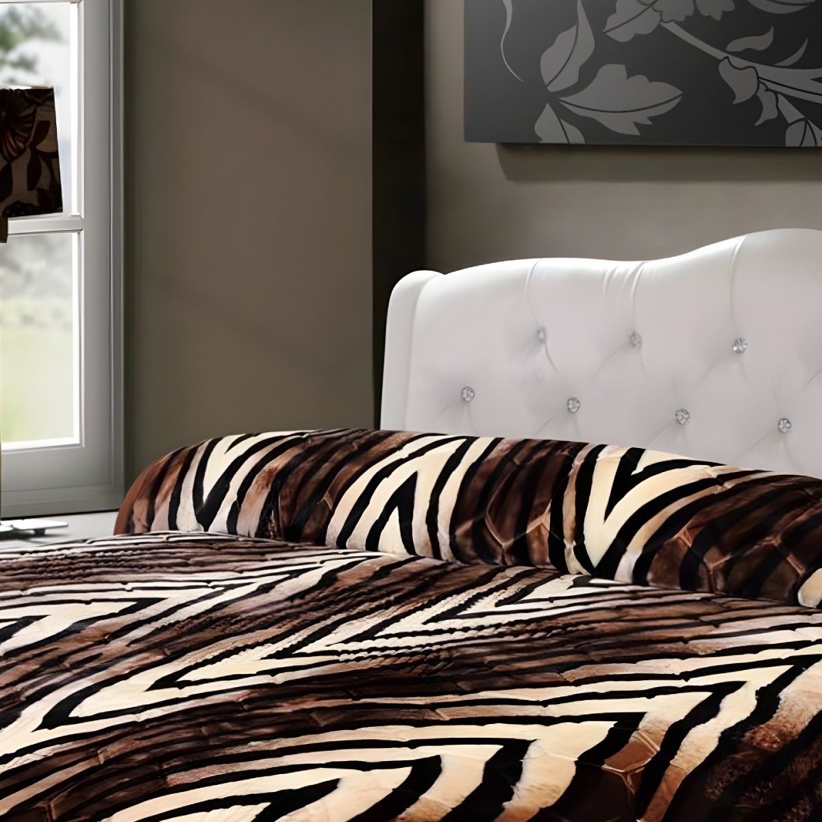 Super Soft 4kg 220 x 240 Mink Blanket – Brown Zebra Stripes