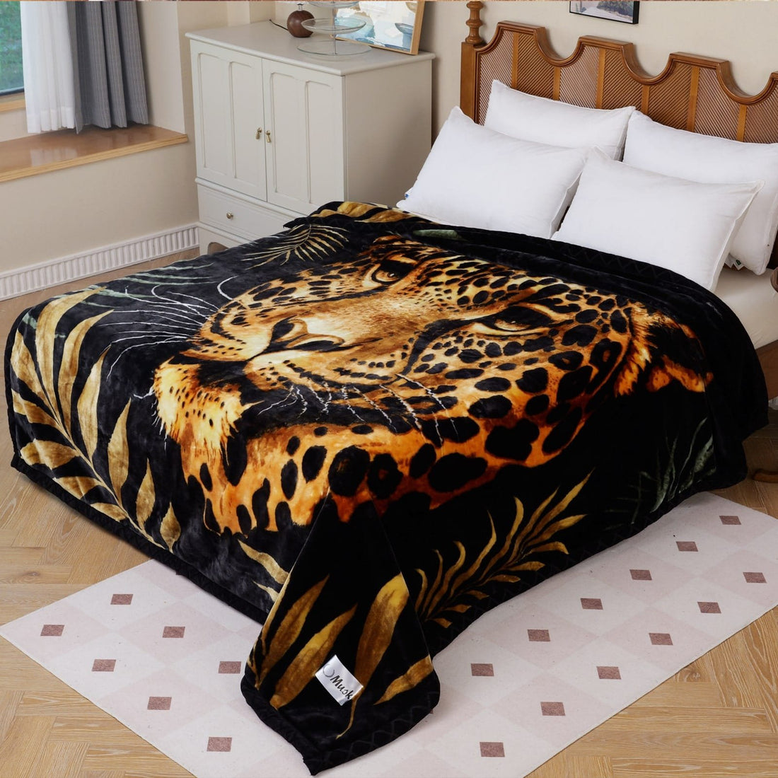 Super Soft 4kg 220 x 240 Mink Blanket – Golden Panther Luxe Blanket