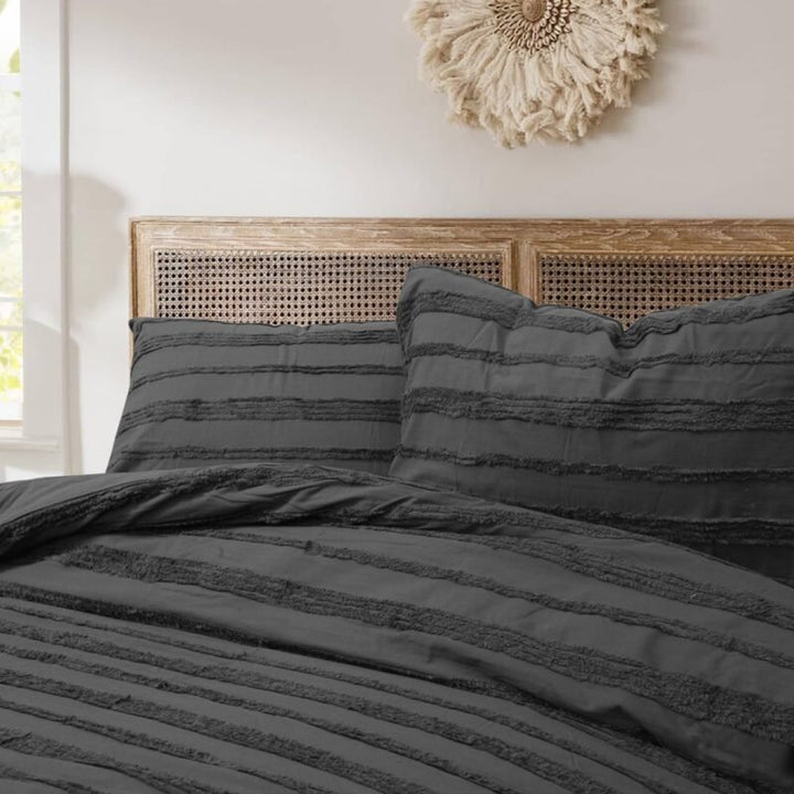 Tufted 3 Pcs Quilt Cover Set – Black