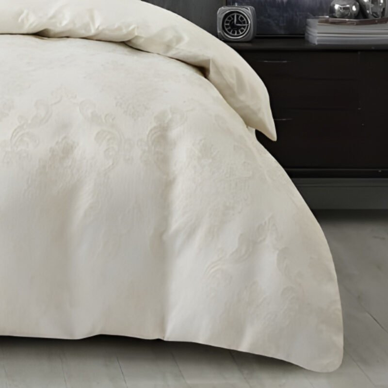 Jacquard 3 Pcs Quilt Cover Set Design – Damask Ivory