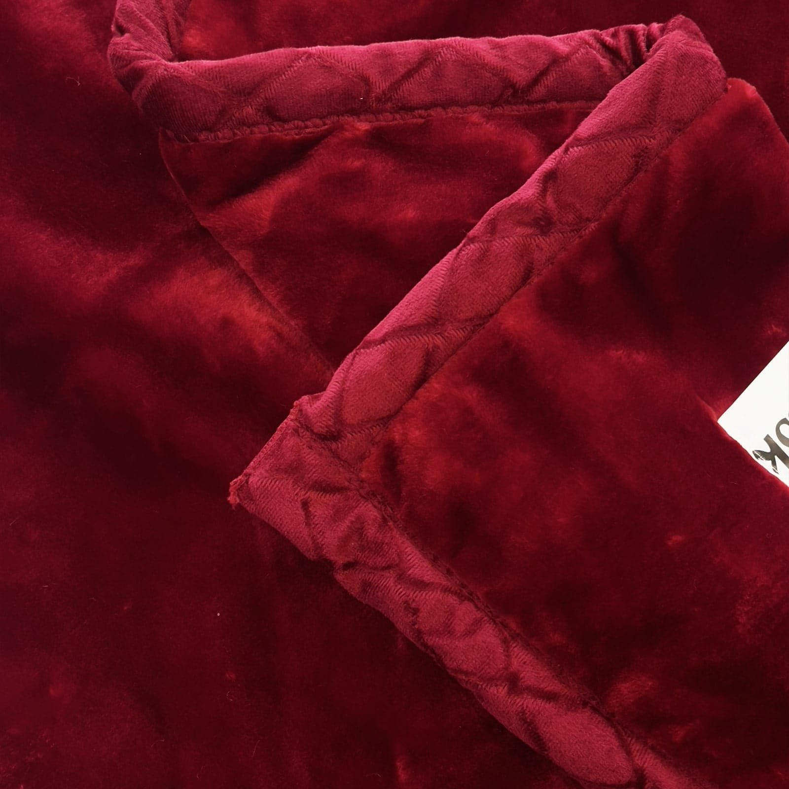 Super Soft 4kg 220 x 240 Mink Blanket – Red Radiance