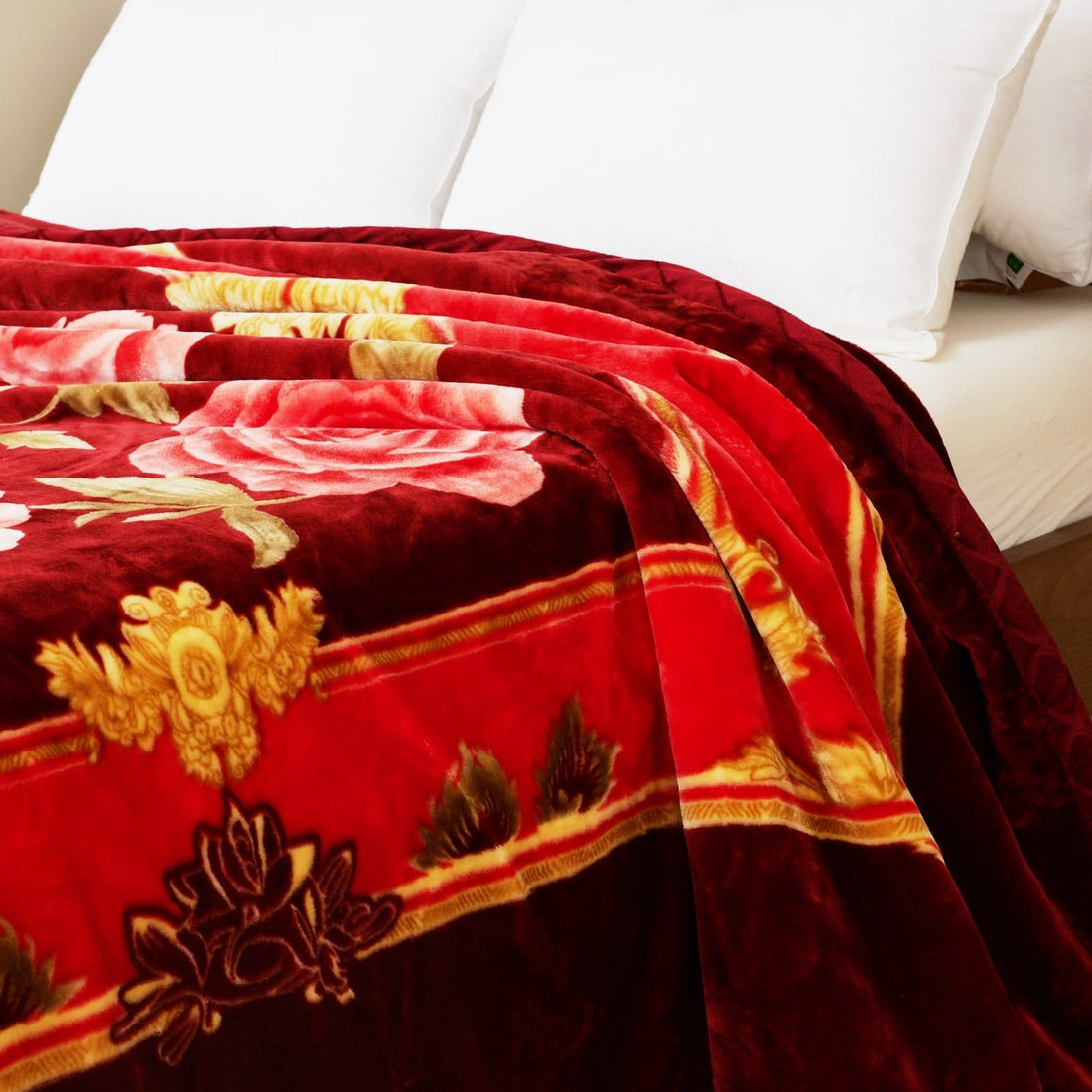 Super Soft 4kg 220 x 240 Mink Blanket – Royal Red Bloom
