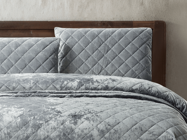 3 Piece Crushed Velvet Bedspread Set – Grey