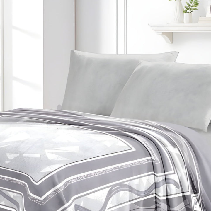 Super Soft 4kg 220 x 240 Mink Blanket – Geometric Grey