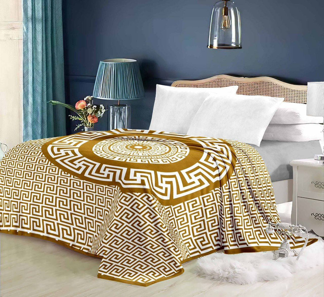 Super Soft 4kg 220 x 240 Mink Blanket – Golden Yellow Greek Key