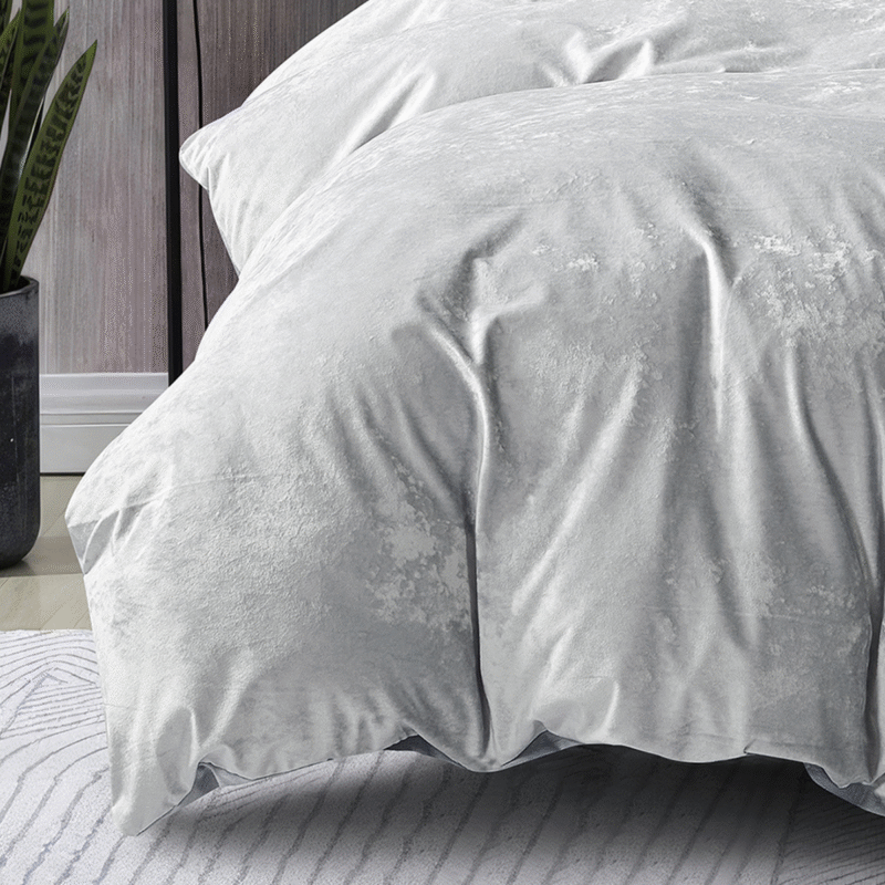Crushed Velvet 3 Piece Quilt Cover Set – Silver