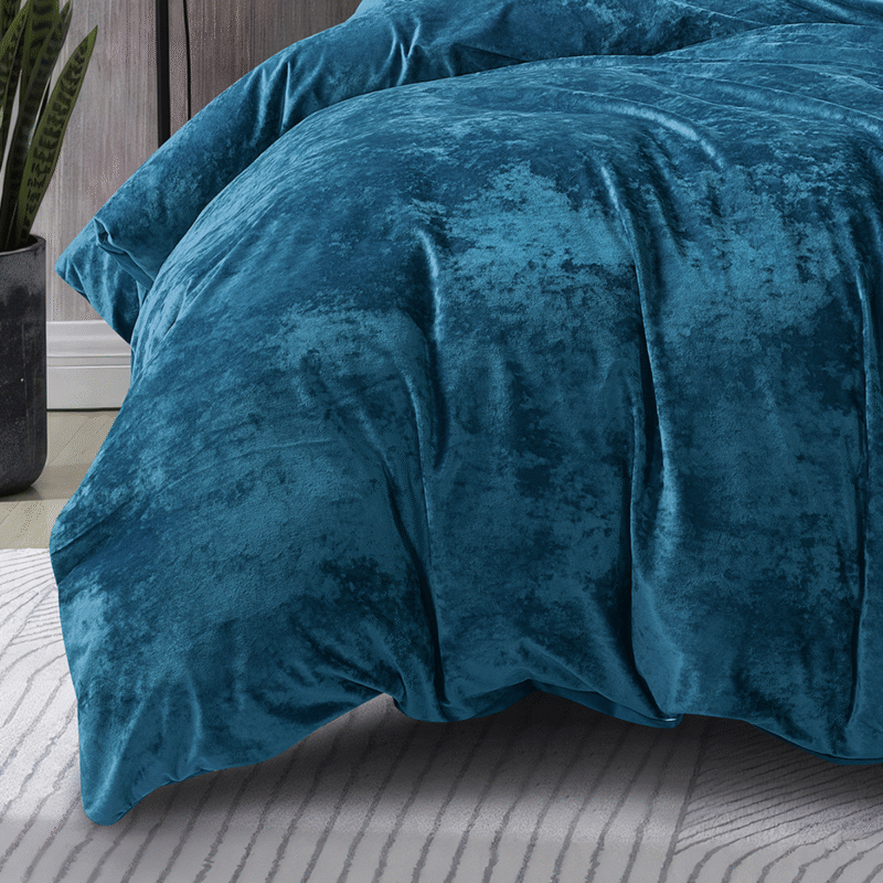Crushed Velvet 3 Piece Quilt Cover Set – Dark Teal Blue