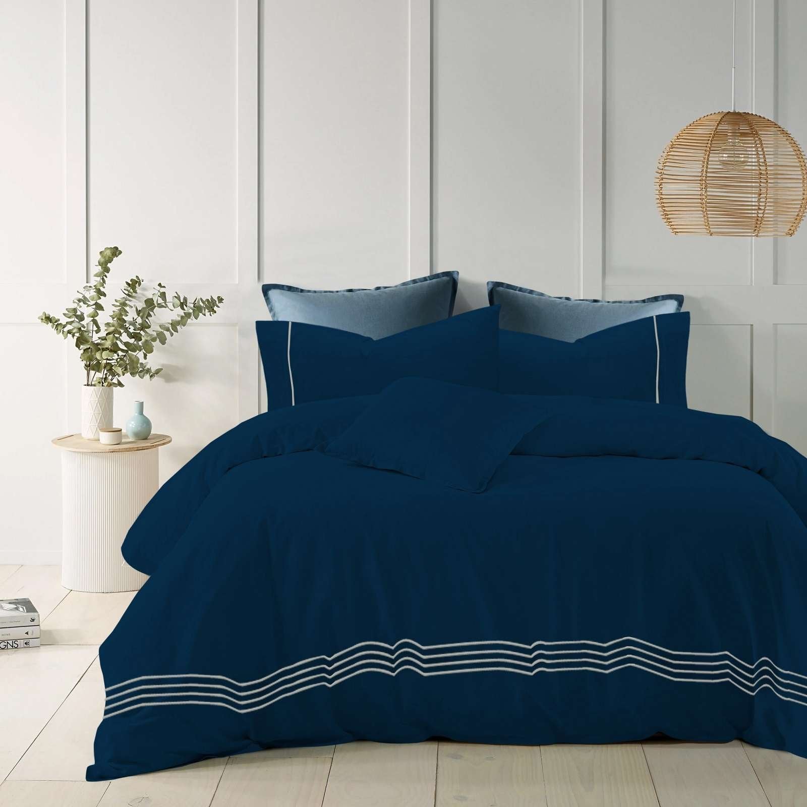 1200TC Pure Cotton 3pcs Embroidery Quilt Cover – Navy