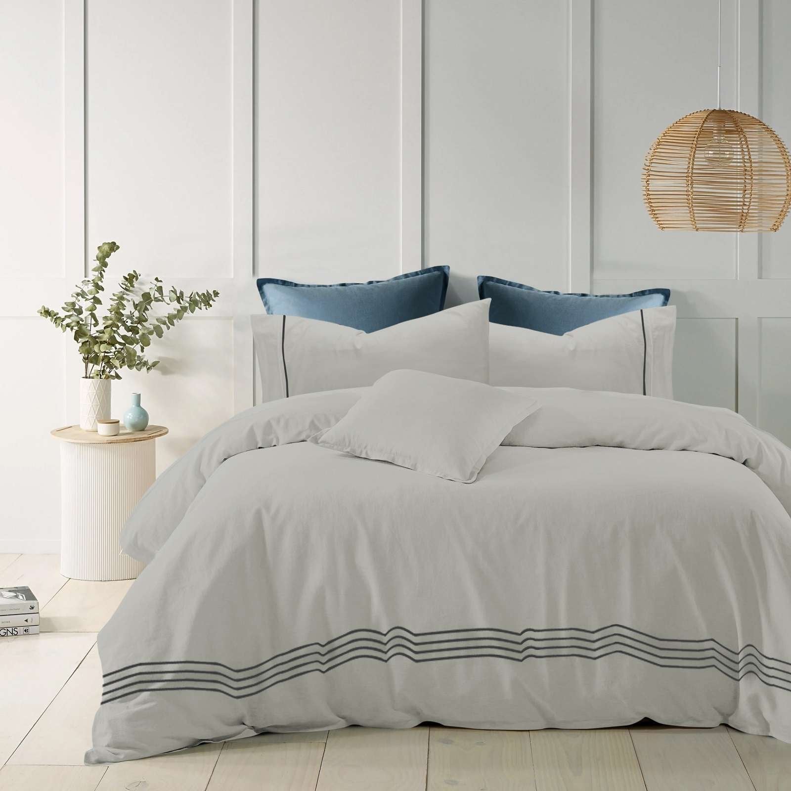 1200TC Pure Cotton 3pcs Embroidery Quilt Cover – Silver